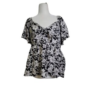 Loft  black/white Floral top